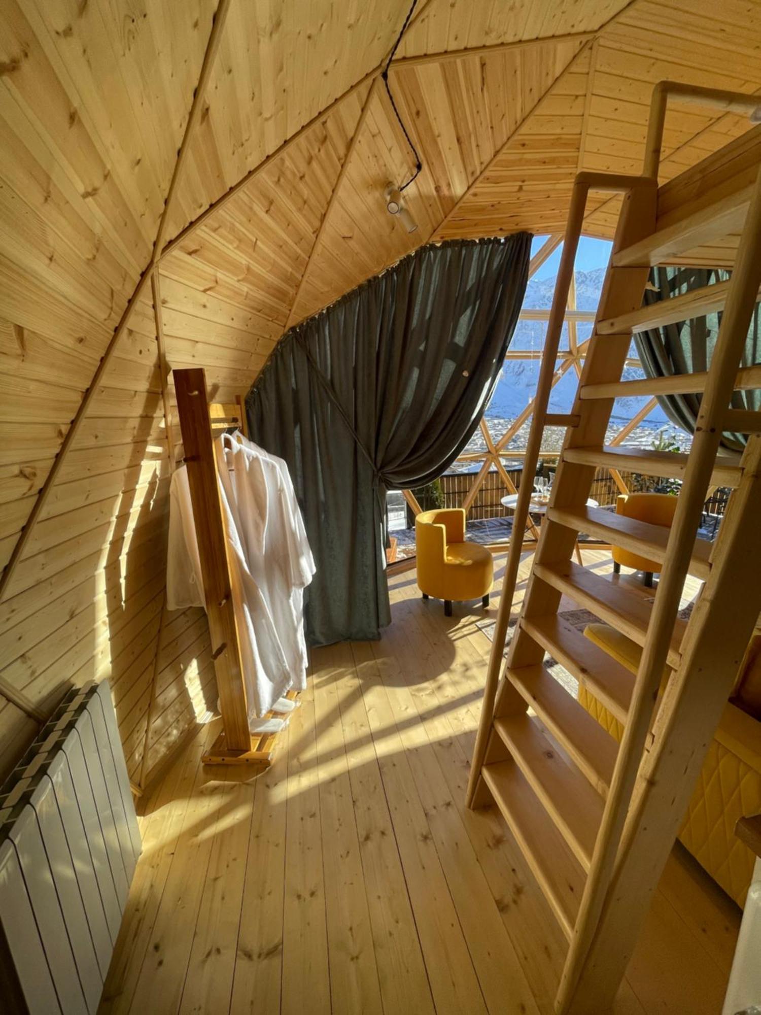 Gabua Glamping Villa Kazbegi Kültér fotó